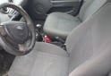 Autos - Ford Fiesta Max 2005 Nafta 311000Km - En Venta