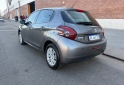 Autos - Peugeot 208 allure touchcreen 2016 Nafta 105000Km - En Venta
