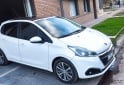 Autos - Peugeot 208 allure 2017 Nafta 115000Km - En Venta