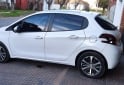 Autos - Peugeot 208 allure 2017 Nafta 115000Km - En Venta