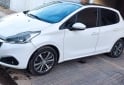 Autos - Peugeot 208 allure 2017 Nafta 115000Km - En Venta
