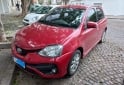 Autos - Toyota ETIOS XLS 2017 Nafta 77000Km - En Venta