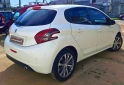 Autos - Peugeot 208 2017 Nafta 105000Km - En Venta