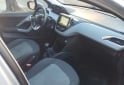 Autos - Peugeot 208 ALLURE TOUCH 2015 Nafta 99000Km - En Venta