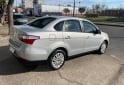 Autos - Fiat Gran siena 2015 GNC 164000Km - En Venta