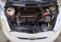 Autos - Ford Fiesta Kinectic Titanium 2011 Nafta 147500Km - En Venta