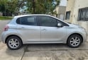 Autos - Peugeot 208 2014 Nafta 160000Km - En Venta