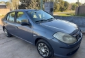 Autos - Renault simbol 2009 GNC 200000Km - En Venta