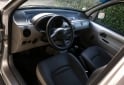 Utilitarios - Renault Kangoo 2012 GNC 175000Km - En Venta