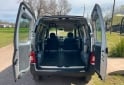 Utilitarios - Peugeot Partner 2017 Diesel 51000Km - En Venta