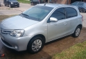 Autos - Toyota Etios xs 2016 Nafta 57200Km - En Venta