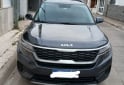 Autos - Kia Seltos 2023 Nafta 27000Km - En Venta