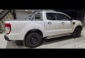 Camionetas - Ford Ranger 2015 Diesel 180000Km - En Venta