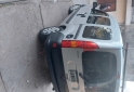 Utilitarios - Renault Kangoo 2015 GNC 175000Km - En Venta