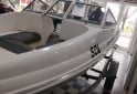 Embarcaciones - Vendo fishing 4,90 arco iris con Yamaha 90hp - En Venta