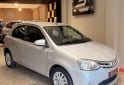 Autos - Toyota Etios 2014 Nafta 114000Km - En Venta