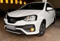 Autos - Toyota Etios 2023 Nafta 60000Km - En Venta