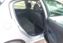 Autos - Peugeot 206 2011 Nafta 101800Km - En Venta