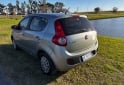 Autos - Fiat Palio Attractive 2017 GNC 84500Km - En Venta