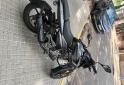 Motos - Bajaj 125ls 2025 Nafta 2300Km - En Venta