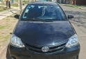 Autos - Toyota Etios XS 2014 GNC 146000Km - En Venta