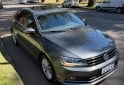 Autos - Volkswagen Vento highline 2018 Nafta 185000Km - En Venta