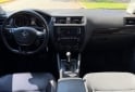 Autos - Volkswagen Vento highline 2018 Nafta 185000Km - En Venta