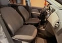 Autos - Renault Logan privilege 2017 GNC 150000Km - En Venta