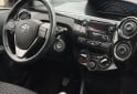 Autos - Toyota Etios xls full 2015 Nafta 93000Km - En Venta