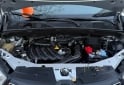 Utilitarios - Renault Kangoo STEPWAY 5 asientos 2023 Nafta 86000Km - En Venta