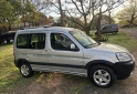 Utilitarios - Peugeot Partner patagónica 2016 Nafta 100000Km - En Venta