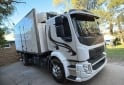 Camiones y Grúas - Volvo VM 270 automático con térmico Lambert y equipo de frío Carrier - En Venta