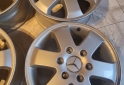 Accesorios para Autos - Vendo 4 llantas para Sprinter como nuevas -2016 en adelante - En Venta