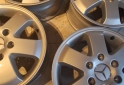 Accesorios para Autos - Vendo 4 llantas para Sprinter como nuevas -2016 en adelante - En Venta