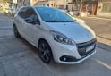 Autos - Peugeot 208 gt 2017 Nafta 99000Km - En Venta