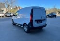 Utilitarios - Renault Kangoo 2023 Nafta 180000Km - En Venta