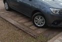 Autos - Renault Logan zen 2021 GNC 100000Km - En Venta