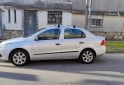 Autos - Volkswagen Voyage conceptline 2010 GNC 245000Km - En Venta