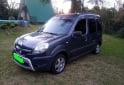 Utilitarios - Renault Kangoo 2016 GNC 240000Km - En Venta