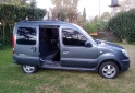 Utilitarios - Renault Kangoo 2016 GNC 240000Km - En Venta