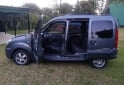 Utilitarios - Renault Kangoo 2016 GNC 240000Km - En Venta