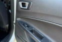 Autos - Ford Fiesta 2017 Nafta 95000Km - En Venta