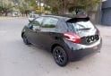 Autos - Peugeot 208 2016 Nafta 120000Km - En Venta