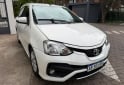Autos - Toyota Etios 2017 Nafta 80000Km - En Venta