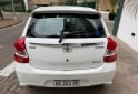 Autos - Toyota Etios 2017 Nafta 80000Km - En Venta