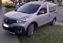 Utilitarios - Renault Kangoo 2023 Nafta 48000Km - En Venta
