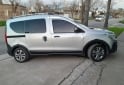 Utilitarios - Renault Kangoo 2023 Nafta 48000Km - En Venta