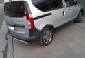 Utilitarios - Renault Kangoo 2023 Nafta 48000Km - En Venta