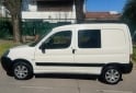Utilitarios - Peugeot Partner Familiar. 2016 GNC 140000Km - En Venta