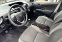 Autos - Toyota Etios 2016 Nafta 92000Km - En Venta